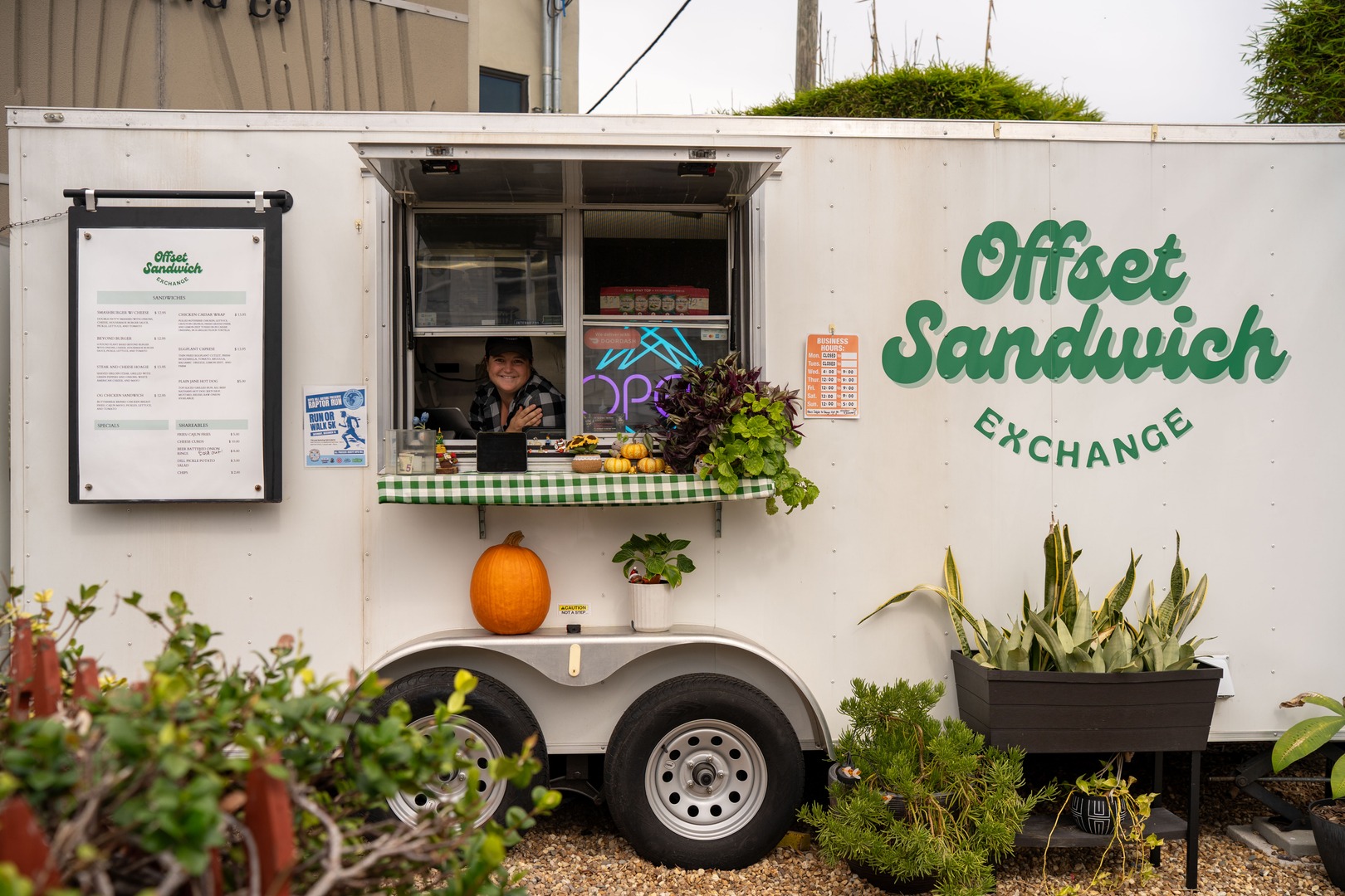 Offset Sandwich Exchange is a locally loved sandwich spot on Central Avenue in St. Petersburg. Located in the heart of the city’s creative district, it reflects the vibrant, walkable energy that defines the Central Ave corridor.