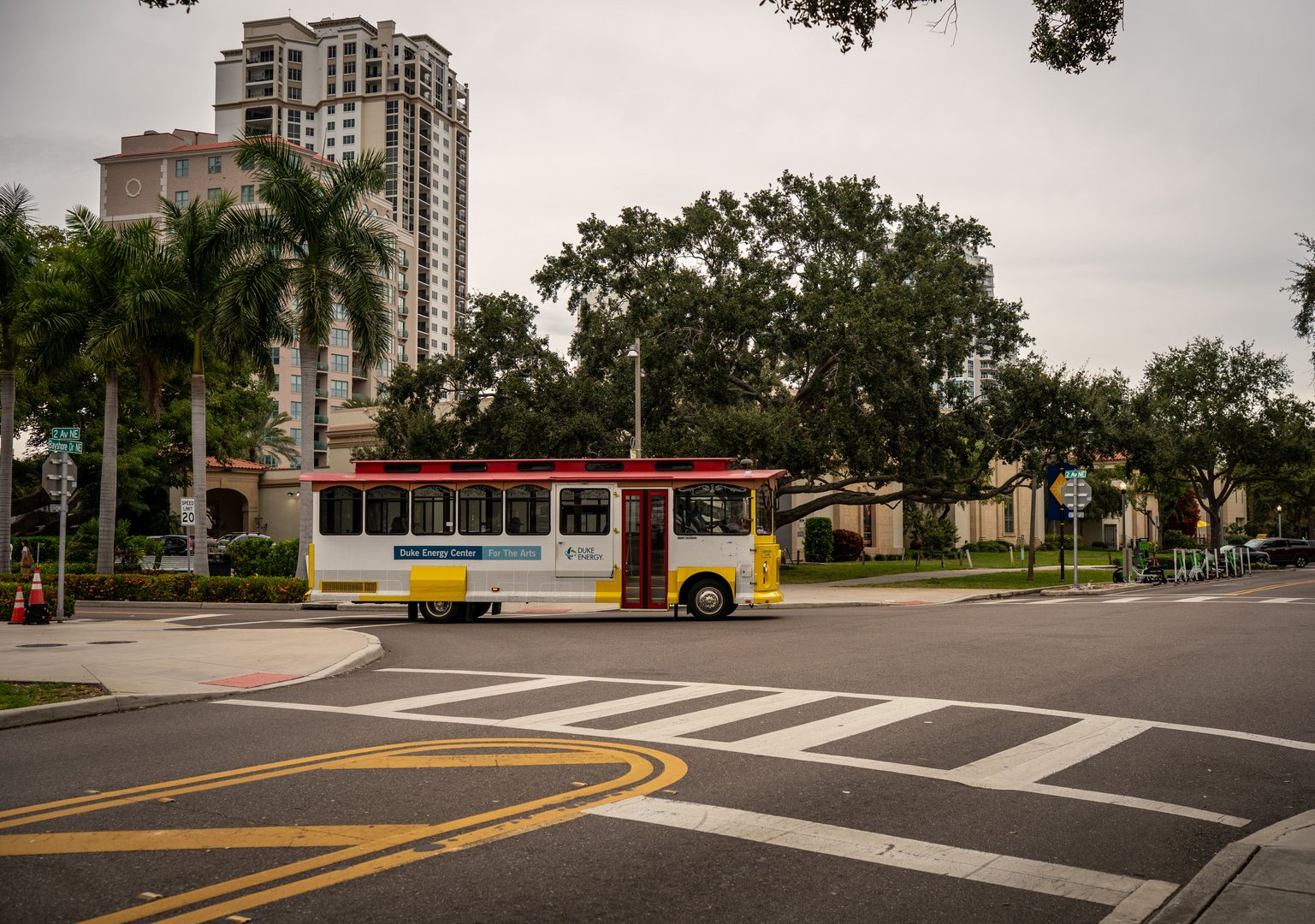 St. Petersburg blends vibrant streets with an unmistakable coastal atmosphere. Palm-lined avenues, colorful architecture, and open skies reflect a city deeply connected to the Gulf and Tampa Bay. Here, the rhythm of daily life is shaped by sunshine, sea breezes, and a culture that embraces the waterfront.