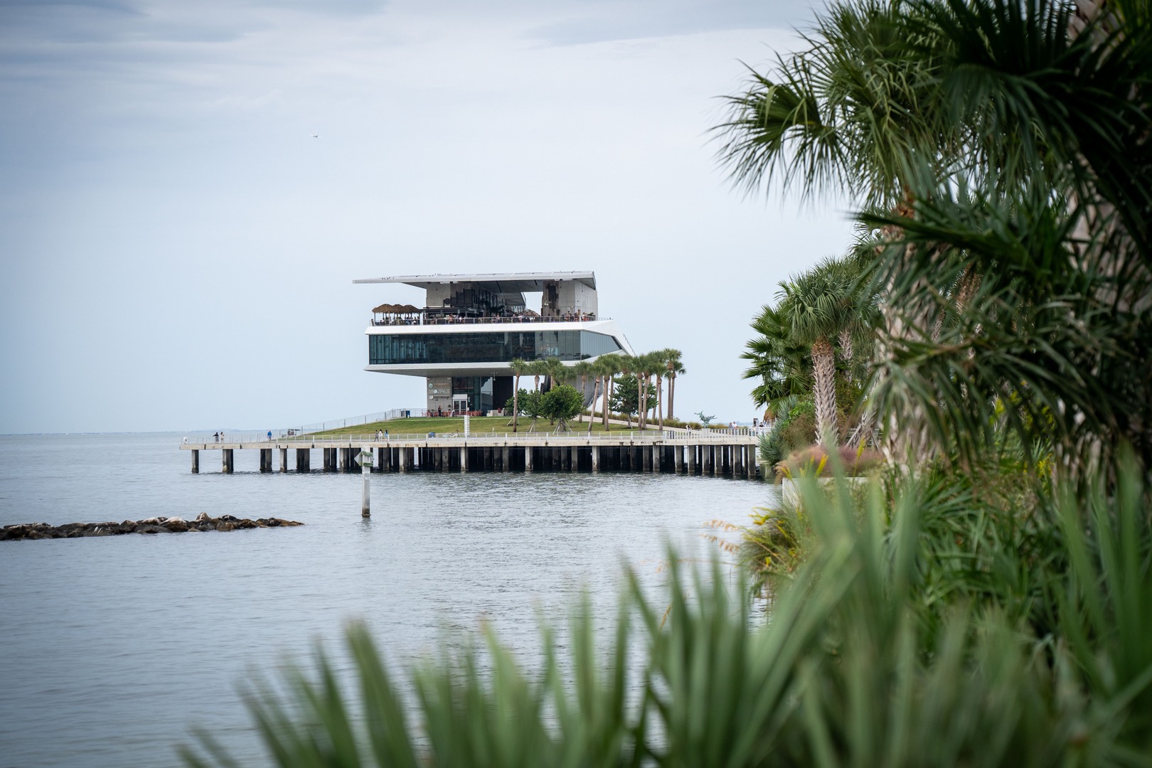 The St. Pete Pier stands as a modern architectural landmark on Tampa Bay, offering elevated dining, public green space, and sweeping waterfront views. Located in downtown St. Petersburg, the Pier blends design, culture, and open water into one of Florida’s most distinctive civic destinations.